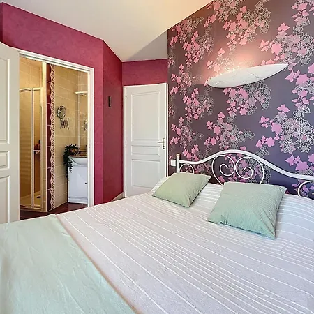 Sel Et Pins By Interhome Saint-Michel-Chef-Chef